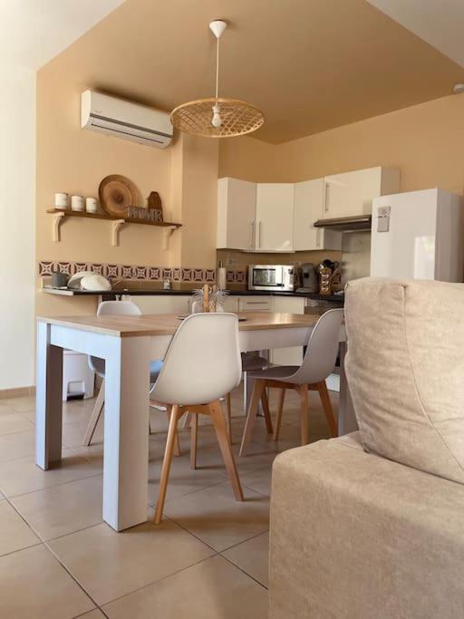 T2 Refait A Neuf Calme Et Agreable Apartment Narbonne Luaran gambar