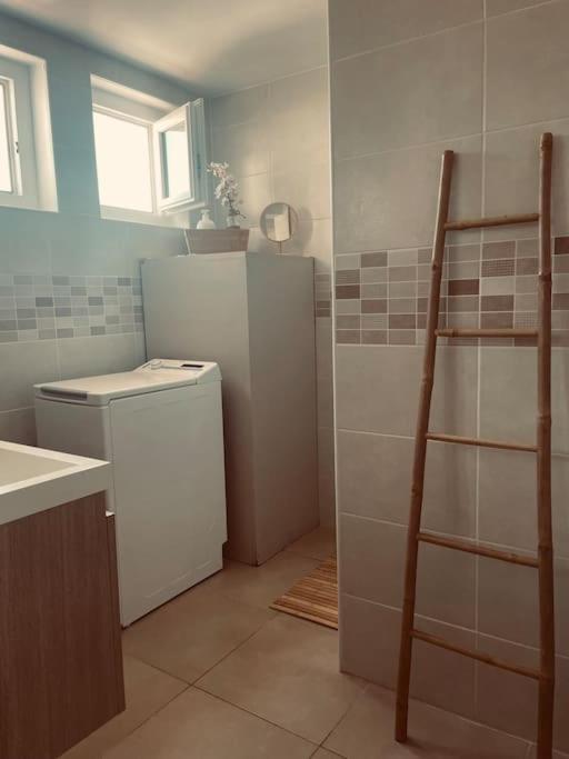 T2 Refait A Neuf Calme Et Agreable Apartment Narbonne Luaran gambar